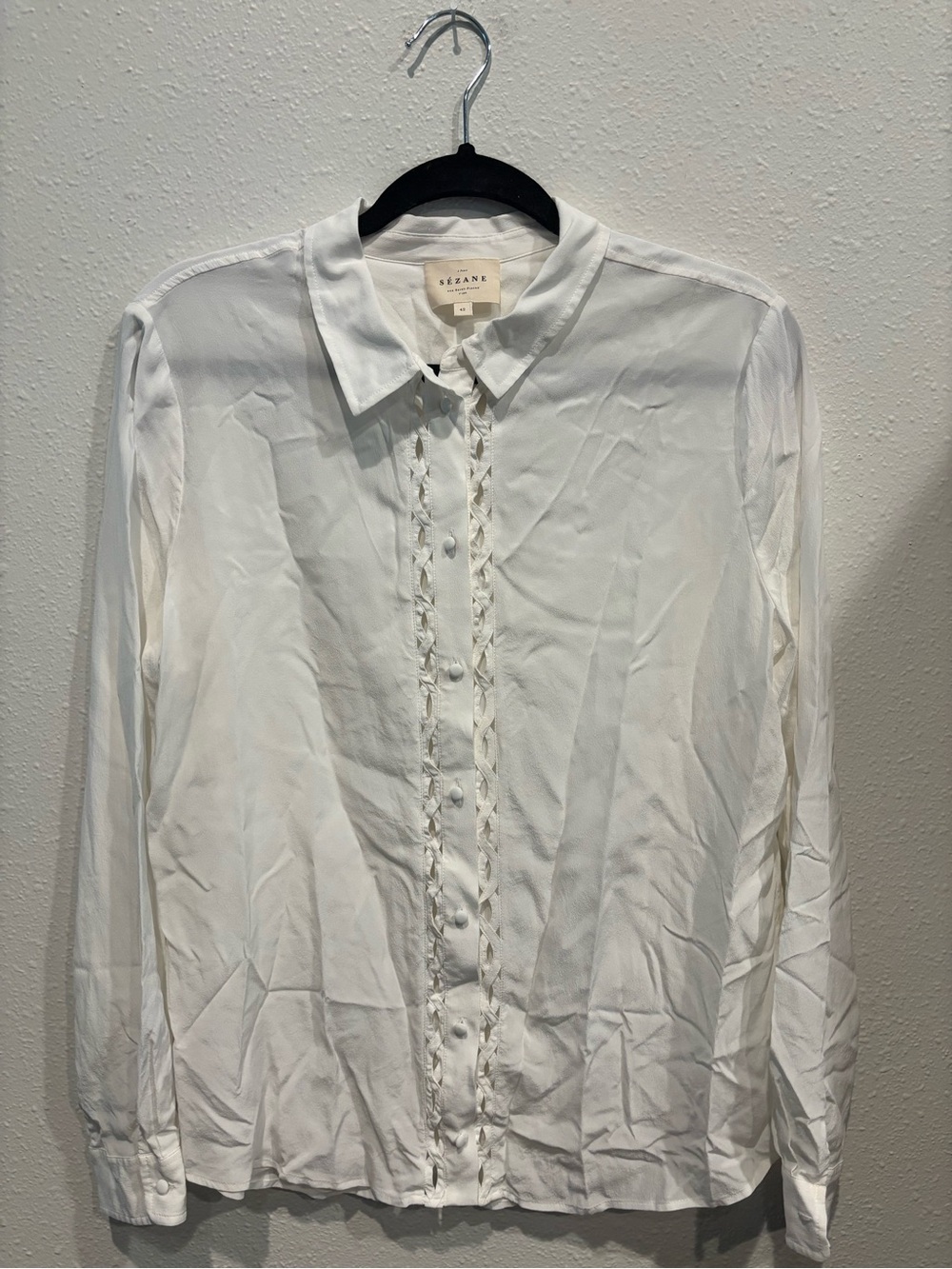 Sezane 100% silk timeless button down. Large